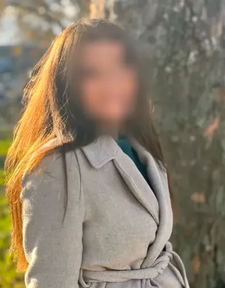 Ela, 29