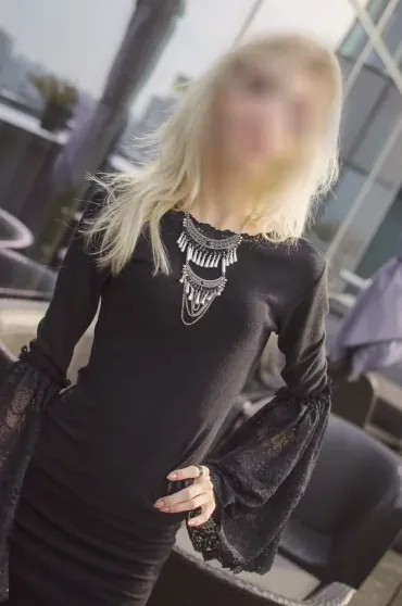 Gizem, 25