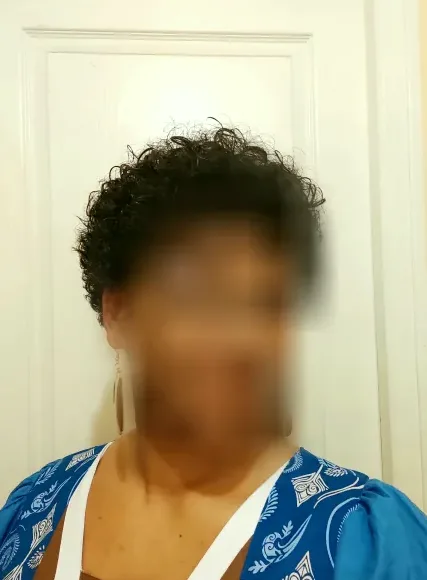 Laura, 37