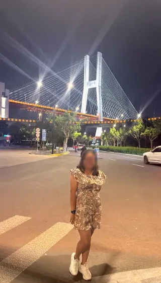 Lea, 34
