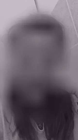 Özlem, 30