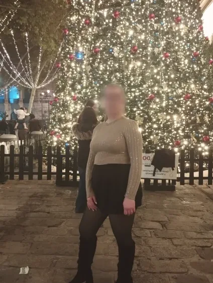 Vanessa, 23